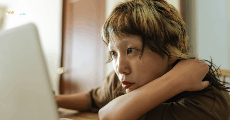 hybrid socialization